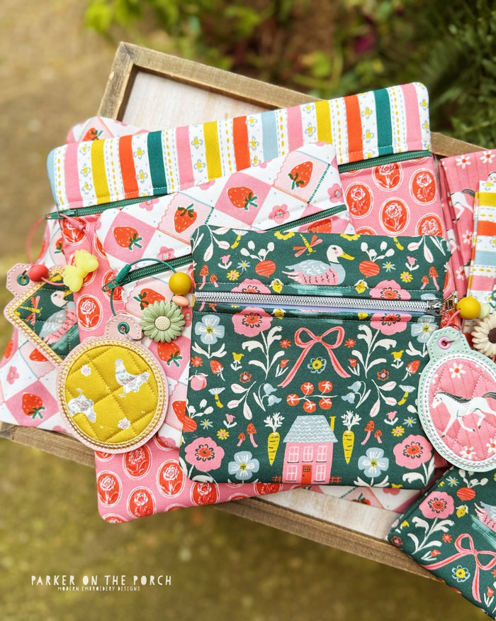 ✂️ Fat Quarter Friday: Bag Basic Squares & Quilted Applique Bag Tags Debut! - Parker on the Porch