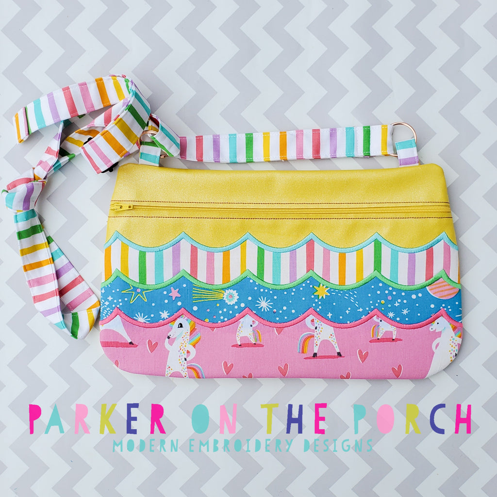Digital Download- Front Zip- Scallop Zipper Bag - in the hoop machine embroidery ITH pattern